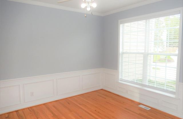 2413 Colony Woods Drive Gallery 2