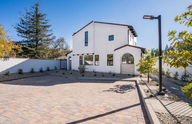 136 N Oakview Drive photos photos