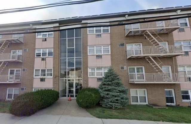 475 Grand Avenue LB photos photos