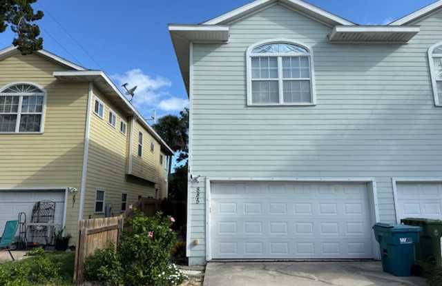 Spacious 3-Bedroom Townhome Near Jacksonville Beach! photos photos