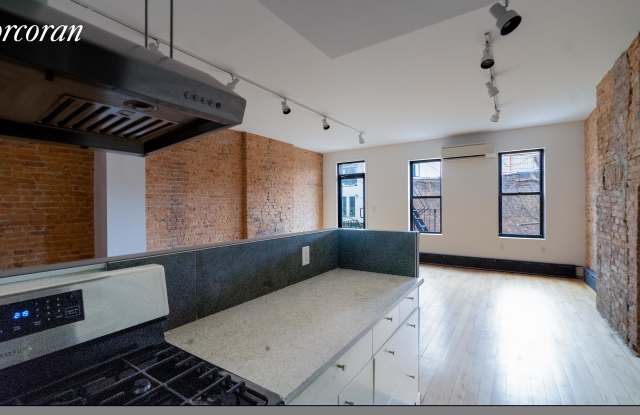 825 Quincy Street - 825 Quincy Street, Brooklyn, NY 11221