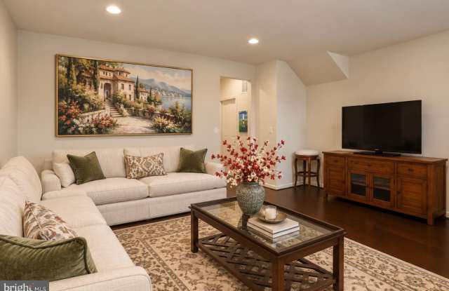 4349 VIRIDIAN Terrace Gallery 2