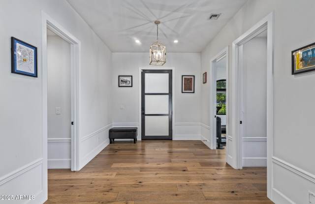 3810 E CAMPBELL Avenue Gallery 2