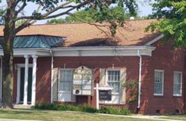 1775 E 14 MILE Road E - 1775 West 14 Mile Road, Birmingham, MI 48009