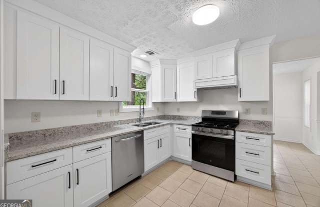 6898 Babbling Brook Drive Gallery 4