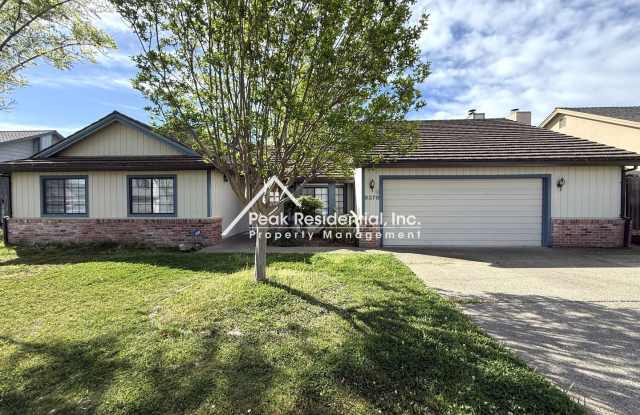Wonderful Orangevale 4bd/2ba Home with 2 Car Garage! photos photos