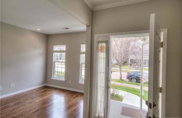 18632 Victoria Bay Drive Gallery 3