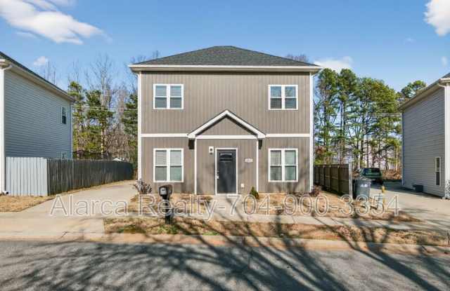 425 Centerfield Dr Gallery 1
