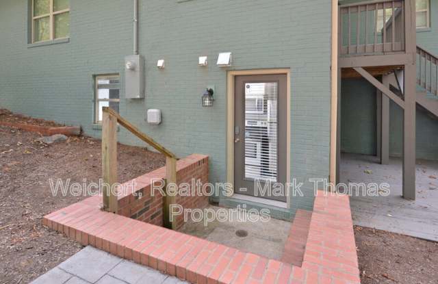 1900 Sunset Avenue photos photos