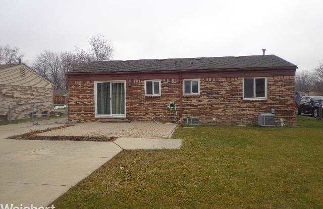 41991 Ehrke Drive Gallery 2
