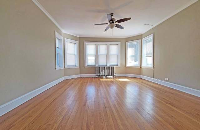 8922 Skokie Boulevard Gallery 4