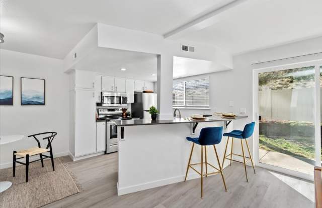 Monterra Townhomes photos photos