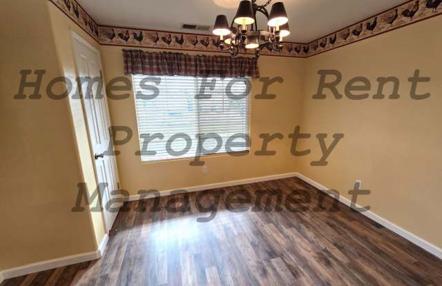 Beautiful 3 Bedroom 2 Bath Home Gallery 4