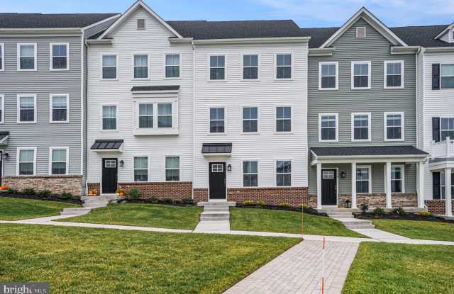 708 PLATINUM Drive - 708 Platinum Drive, Phoenixville, PA 19460