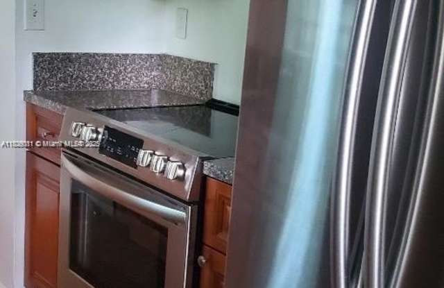 4103 Riverside Dr - 4103 Riverside Drive, Coral Springs, FL 33065