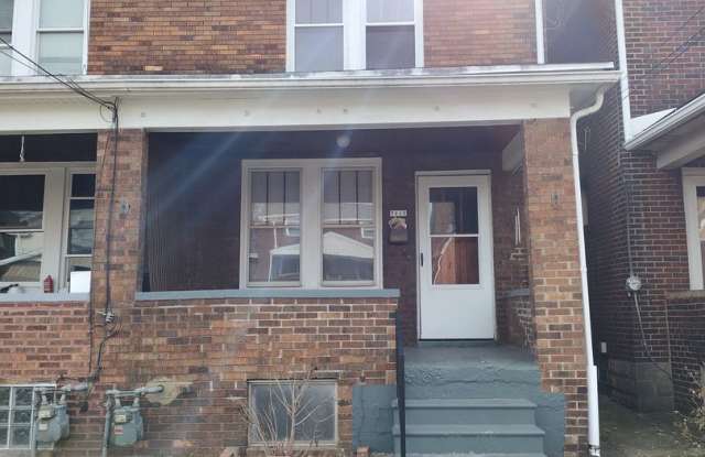 Remodeled 3 Bedroom Home - Available Now! photos photos