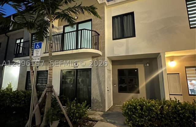 26124 SW 145th Ct Gallery 3