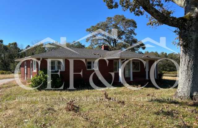 1091 Flatwood Road - 1091 Flatwood Road, Spartanburg County, SC 29303