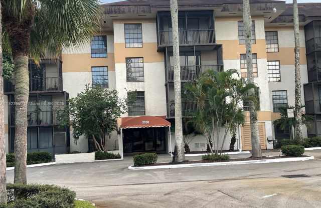 5530 NW 44th St photos photos