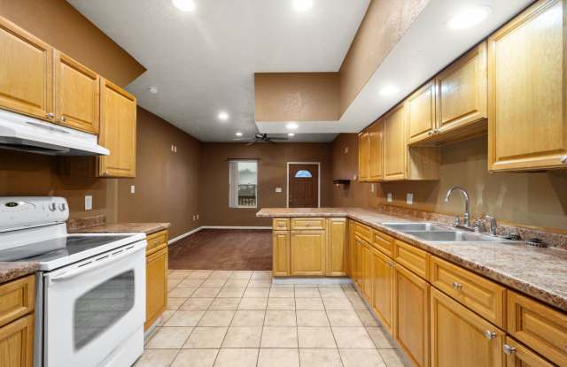 Cozy 1 Bedroom in McKeesport available May 1st! photos photos