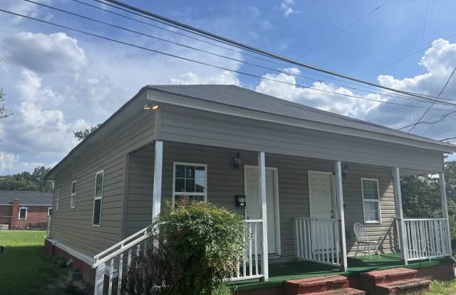 2414 Pendleton Street - 1 photos photos