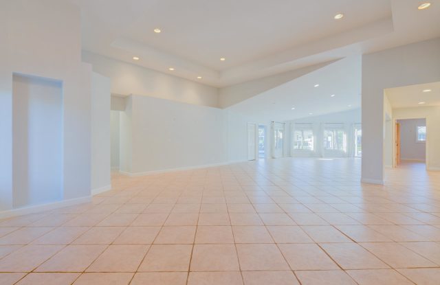 550 Phillips Drive - 550 Phillips Drive, Boca Raton, FL 33432