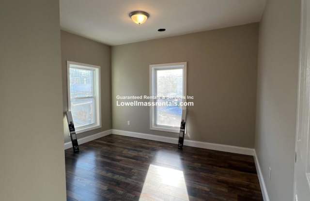 76 Mount Vernon St. Gallery 3