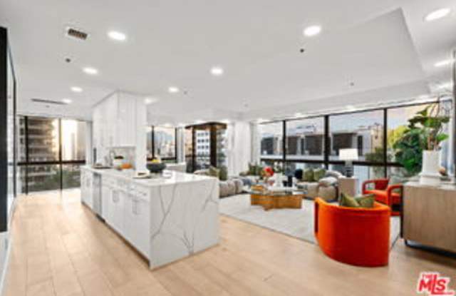 10750 Wilshire Boulevard Gallery 3