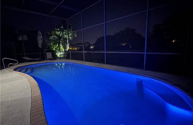 6773 Southern Oak Ct Gallery 3