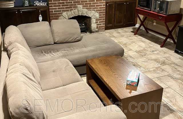 635 Perry Avenue - lower photos photos