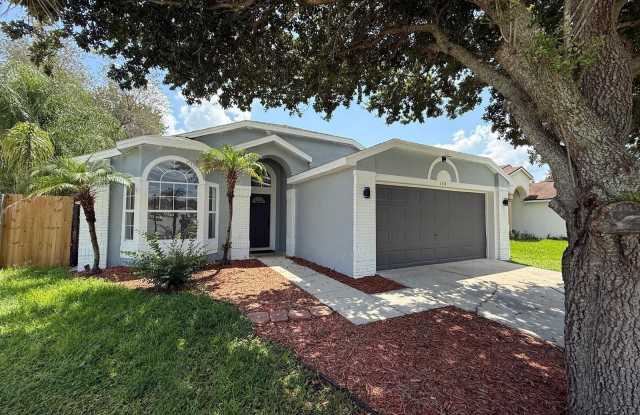 154 WOODBURY PINES Circle photos photos