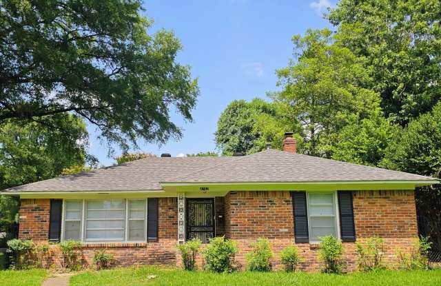Brick Ranch Charmer with Hardwoods, In-Unit Laundry & Fenced Yard — Available Now! photos photos