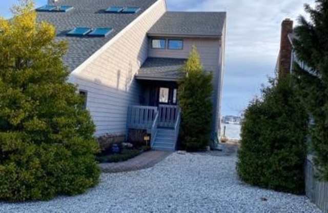 92 Dickman Drive Gallery 2
