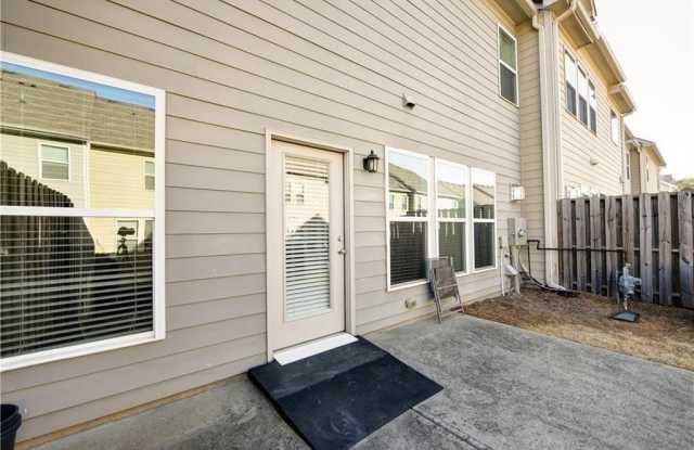 1226 Fischer Trace Gallery 2