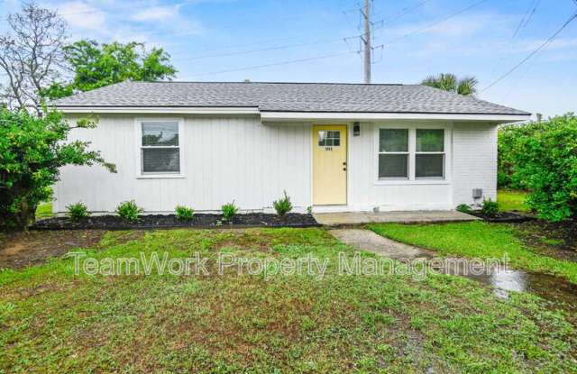 3006 Azalea Ave photos photos