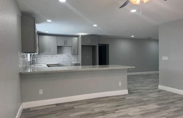 1916 VERANO Drive Gallery 3