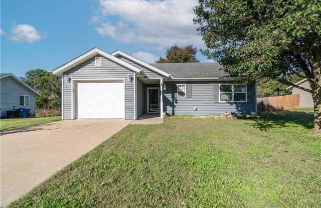 2 bedroom 2 bath house, fenced, 1 car garage photos photos