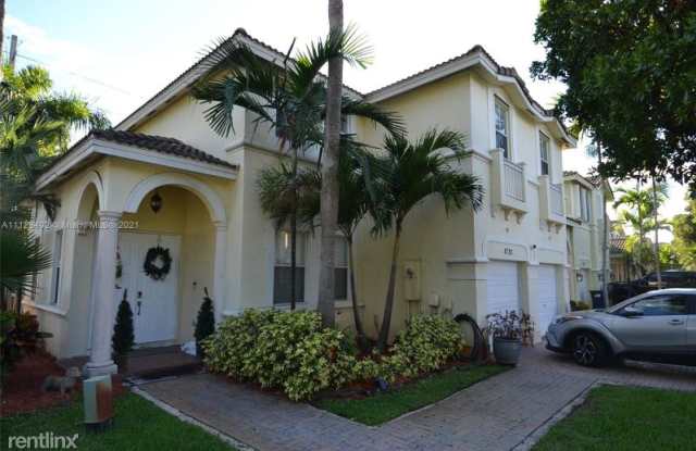 8720 SW 3rd Ln #8720 Gallery 2
