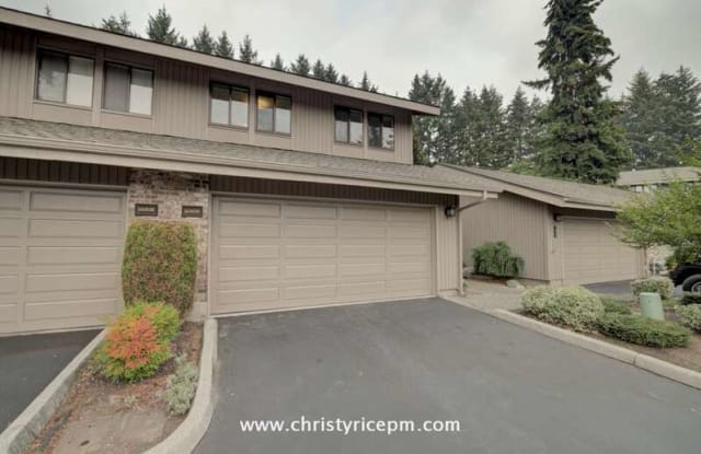 14306 NE 2nd Pl - 14306 Northeast 2nd Place, Bellevue, WA 98007