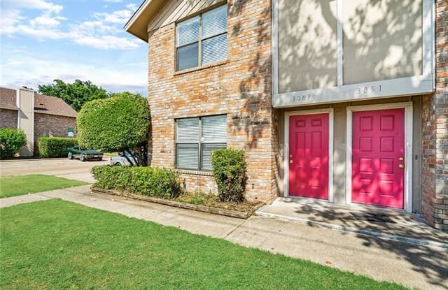 3089 W Sycamore Circle - 3089 West Sycamore Circle, Euless, TX 76040