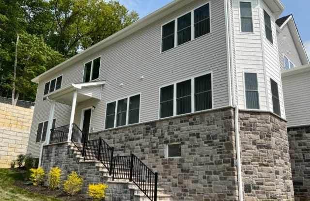 78 Arlene Court - 78 Arlene Court, Parsippany-Troy Hills, NJ 07950
