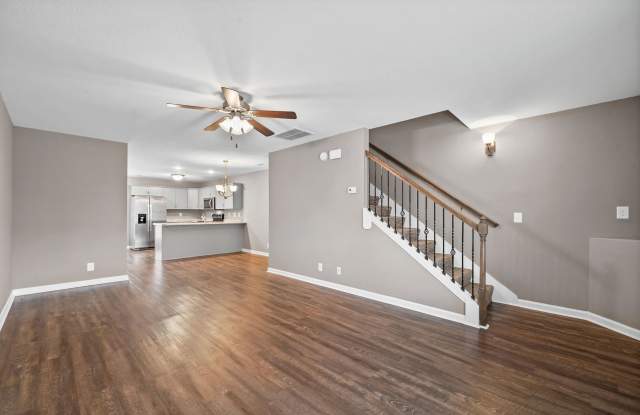 2 Bedroom Condo For Rent With Community Swimming Pool! photos photos 2 Bedroom Condo For Rent With Community Swimming Pool! photos photos