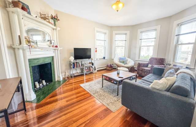 52 Fayette Street, Unit 3 photos photos