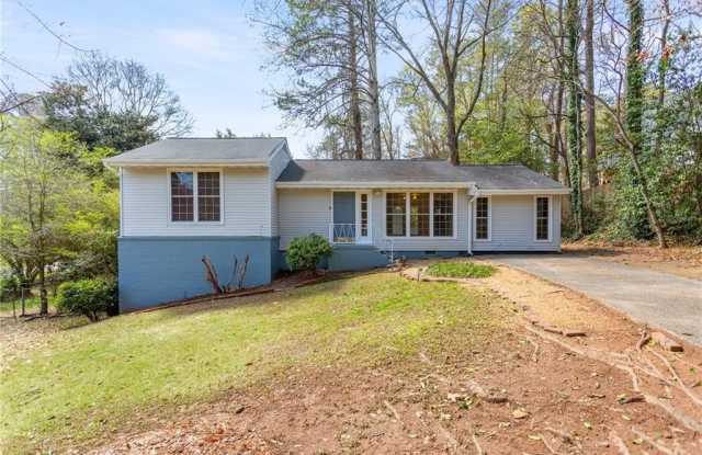 2866 Highland Drive SE photos photos