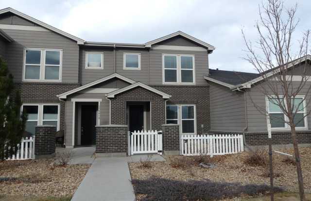 3 Bedrooms! Close to the Mountains! 2 Car Attached Garage! Pool! photos photos