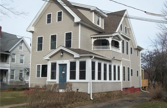 674 Main Street - 674 Main Street, Branford Center, CT 06405