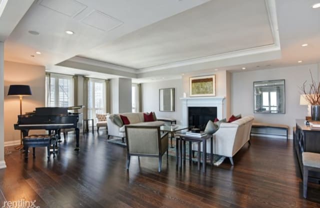 11 E Walton Pl 4302 - 11 E Walton St, Chicago, IL 60611