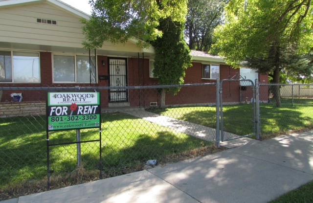 1213 W. 400 N. photos photos