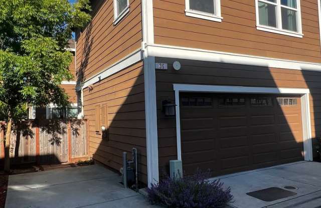 36 Lipton Way photos photos