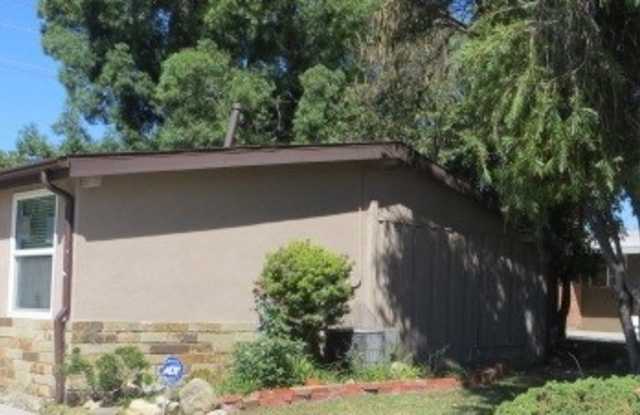 11005 Arbuckle Avenue Gallery 2